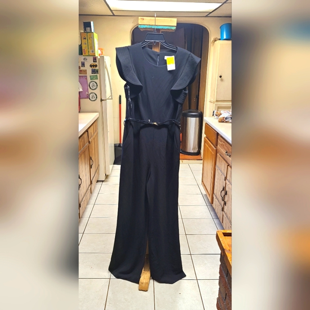 Elegant Black Jumpsuit 42-24